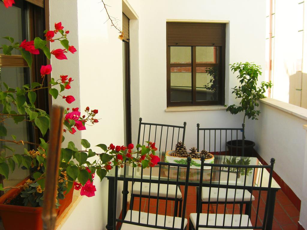 Penthouse Puerta De La Juderia Daire Cordoba Oda fotoğraf